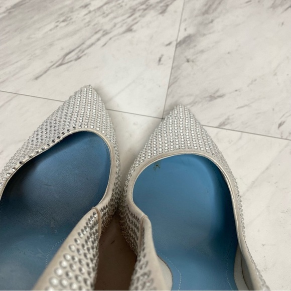 Schutz Lou Crystal Pointy Toe Pump 8B - Picture 13 of 16